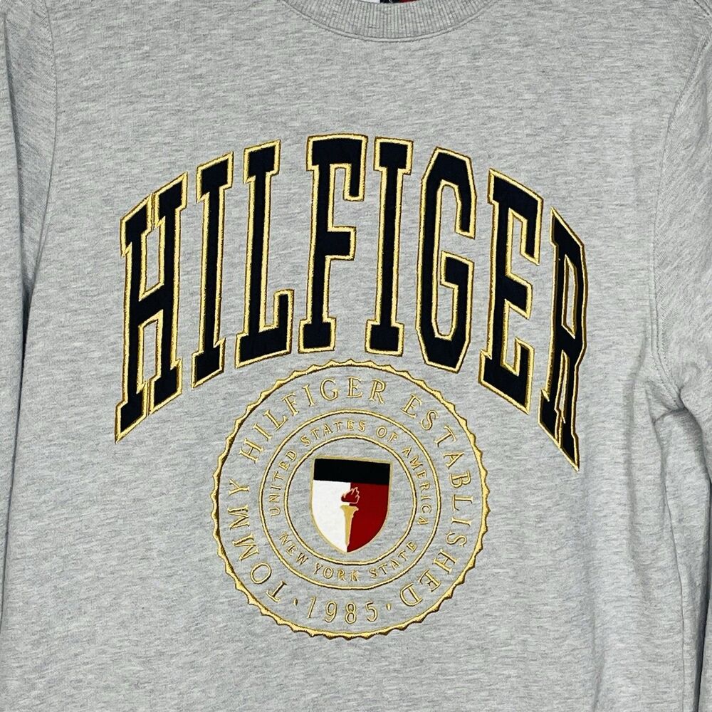 Tommy Hilfiger Varsity Crest Sweatshirt Men’s Small Gray Pullover Preppy - Picture 4 of 5